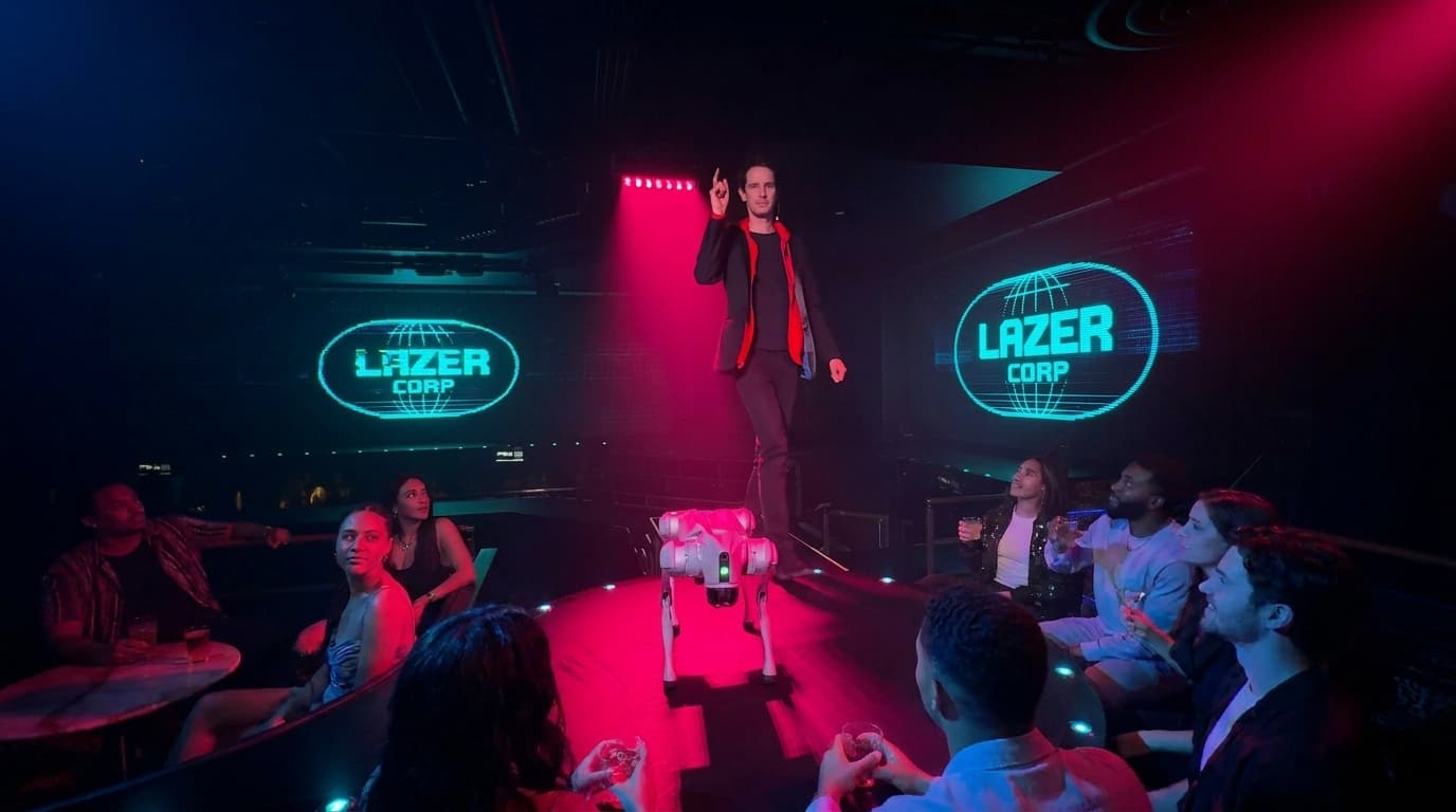 HACKED Robot Magic Show Las Vegas with Keelan Leyser and Ivan Kane